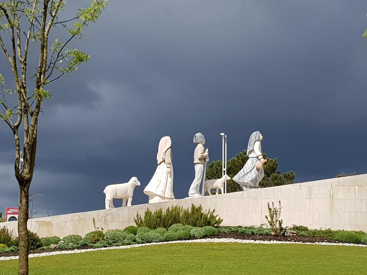 Casa Dos Tios Hotel Fatima Bagian luar foto